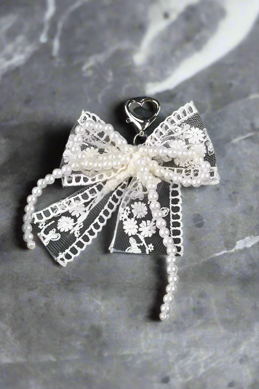 White Lace and Pearl Bow Purse or Shoe Charm