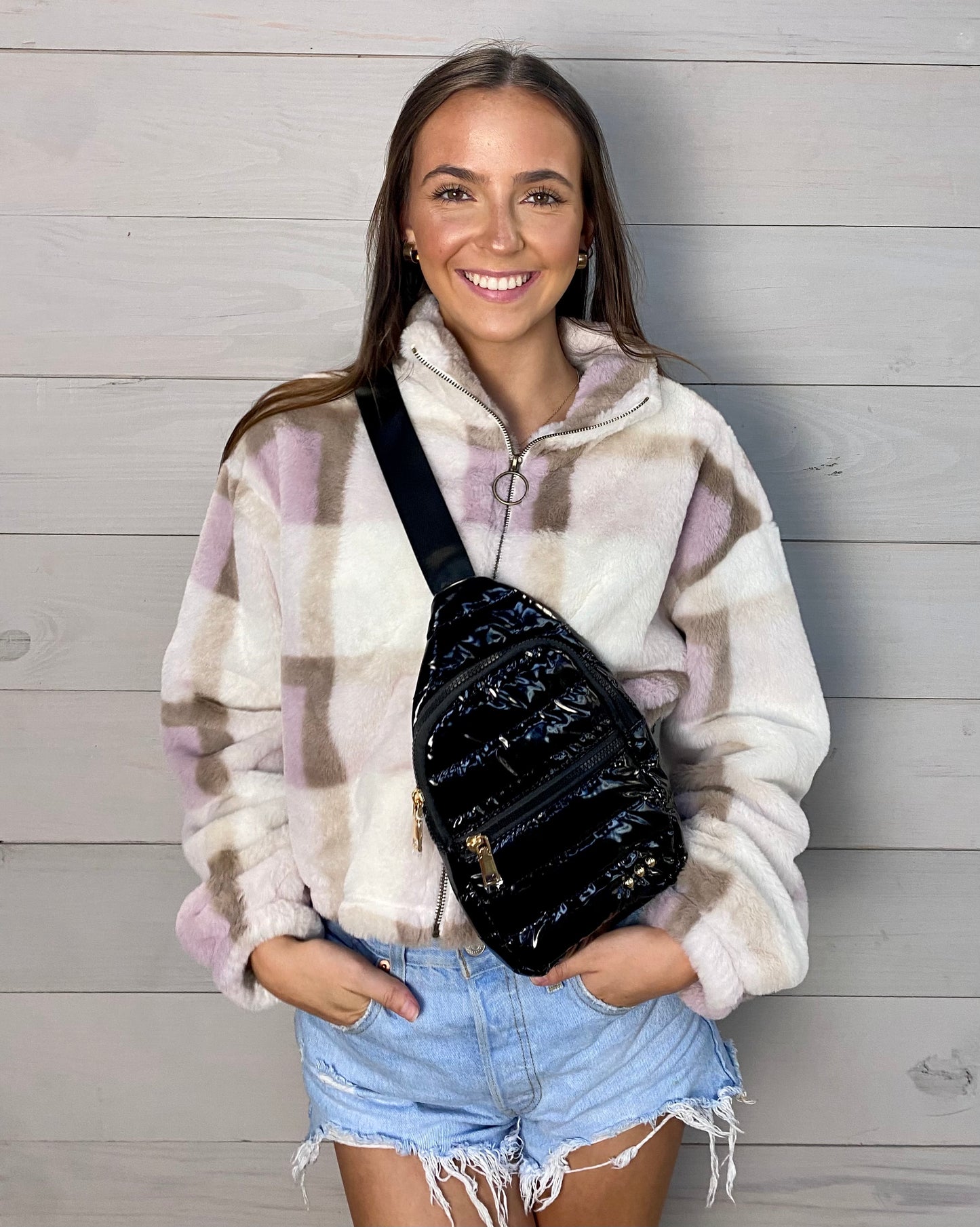 PUFFER SLING BAG