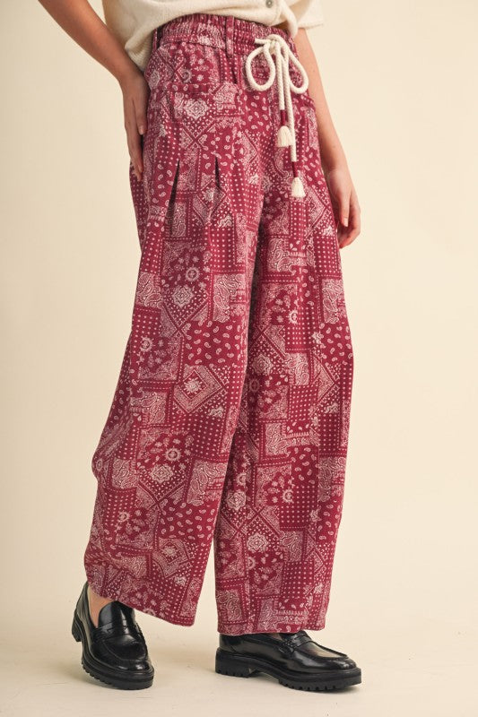 Berry Bandana Pleated Pants Preorder