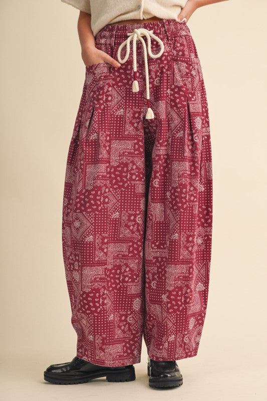 Berry Bandana Pleated Pants Preorder
