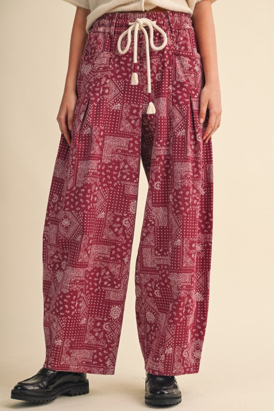 Berry Bandana Pleated Pants Preorder